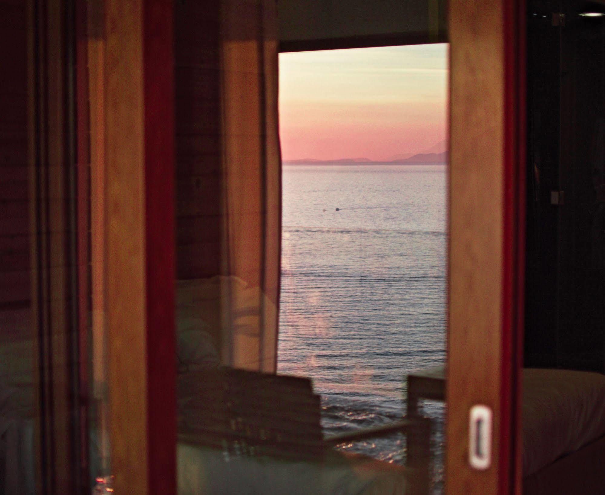 Laqua By The Sea Ξενοδοχείο Meta Εξωτερικό φωτογραφία